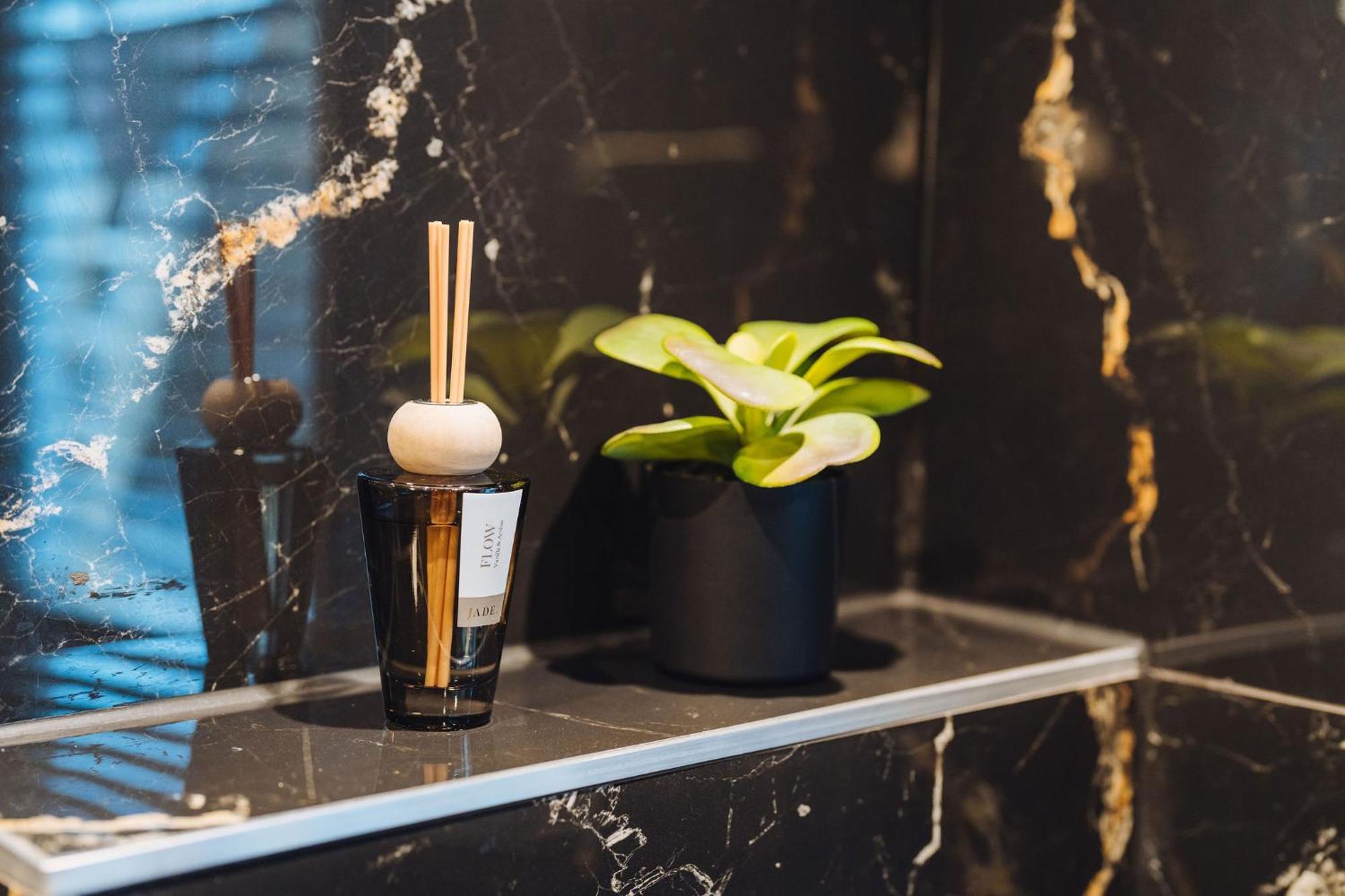 Lok Historics Luxury Art-Inspired Loft In Historic City Centre! Haarlem Luaran gambar